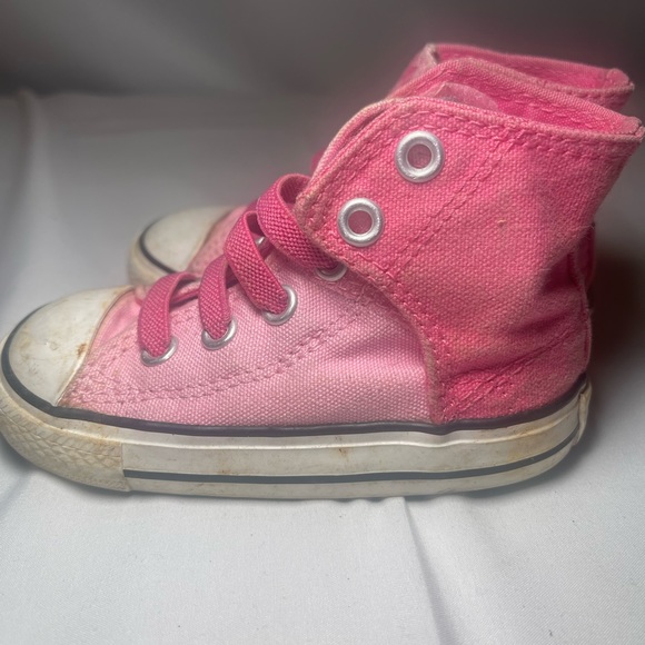 Pink Converse Infant Girls Hi-Top Size 6 - Picture 3 of 6